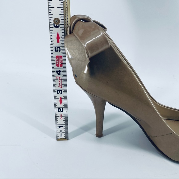 Enzo Angiolini Eamistle Natural Nude Peep Toe Heels With Ankle Lace Bows Sz 6.5M - Picture 9 of 13